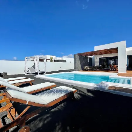 Villalia Isora Villa